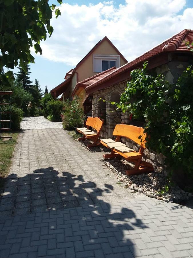 Szentesi Panzió Fertorakos Exterior foto