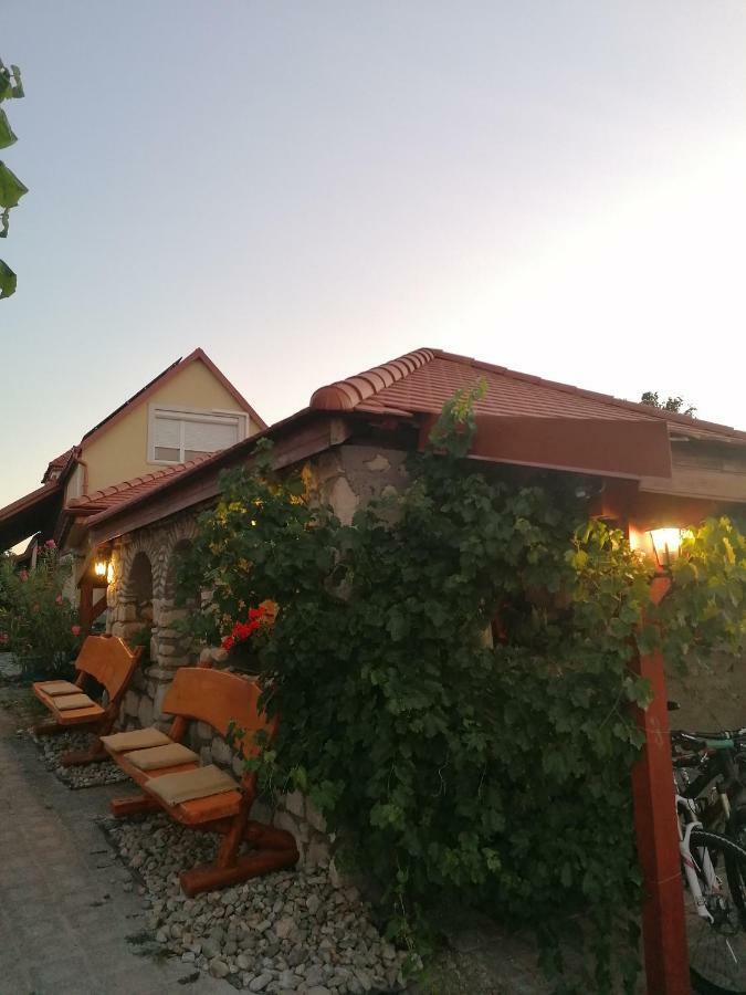Szentesi Panzió Fertorakos Exterior foto